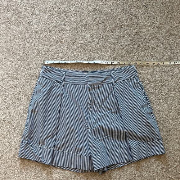 Banana Republic Factory Womens Striped Pleated High Waist Shorts Size 12 Navy - Picture 6 of 8